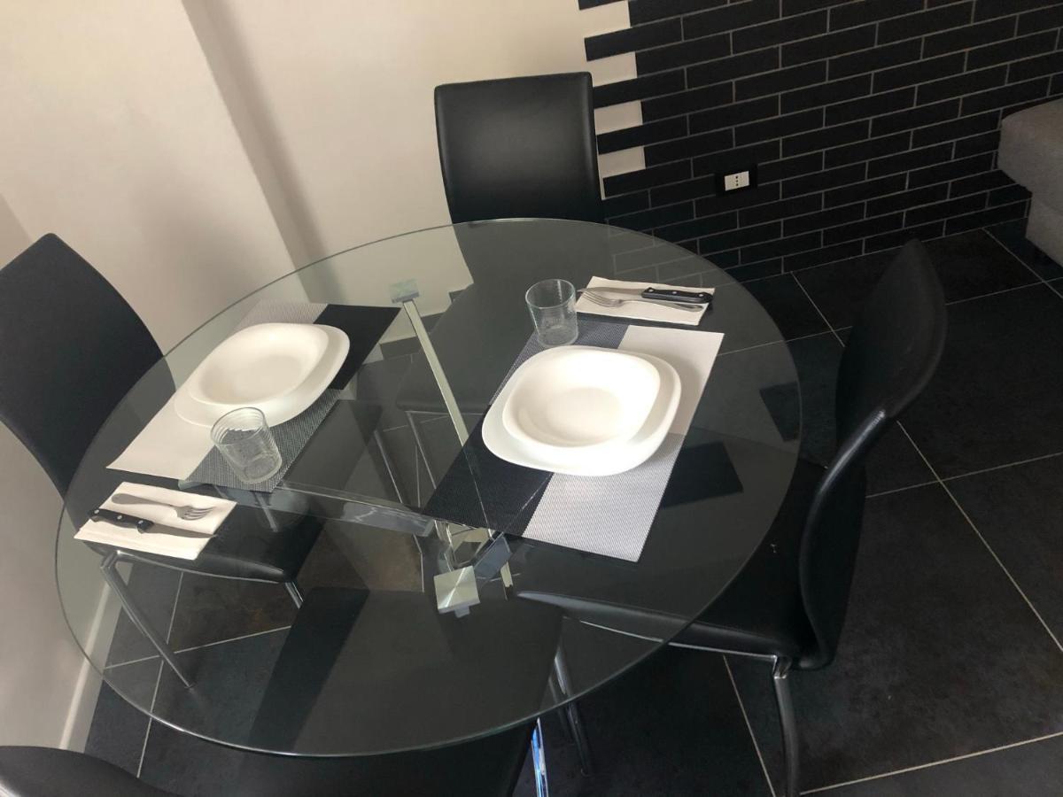 Apartmán Blaxej, Nel Cuore Di Verona, Moderno Ed Elegante, 4 Posti Letto, Wi-Fi, Self Check In Exteriér fotografie