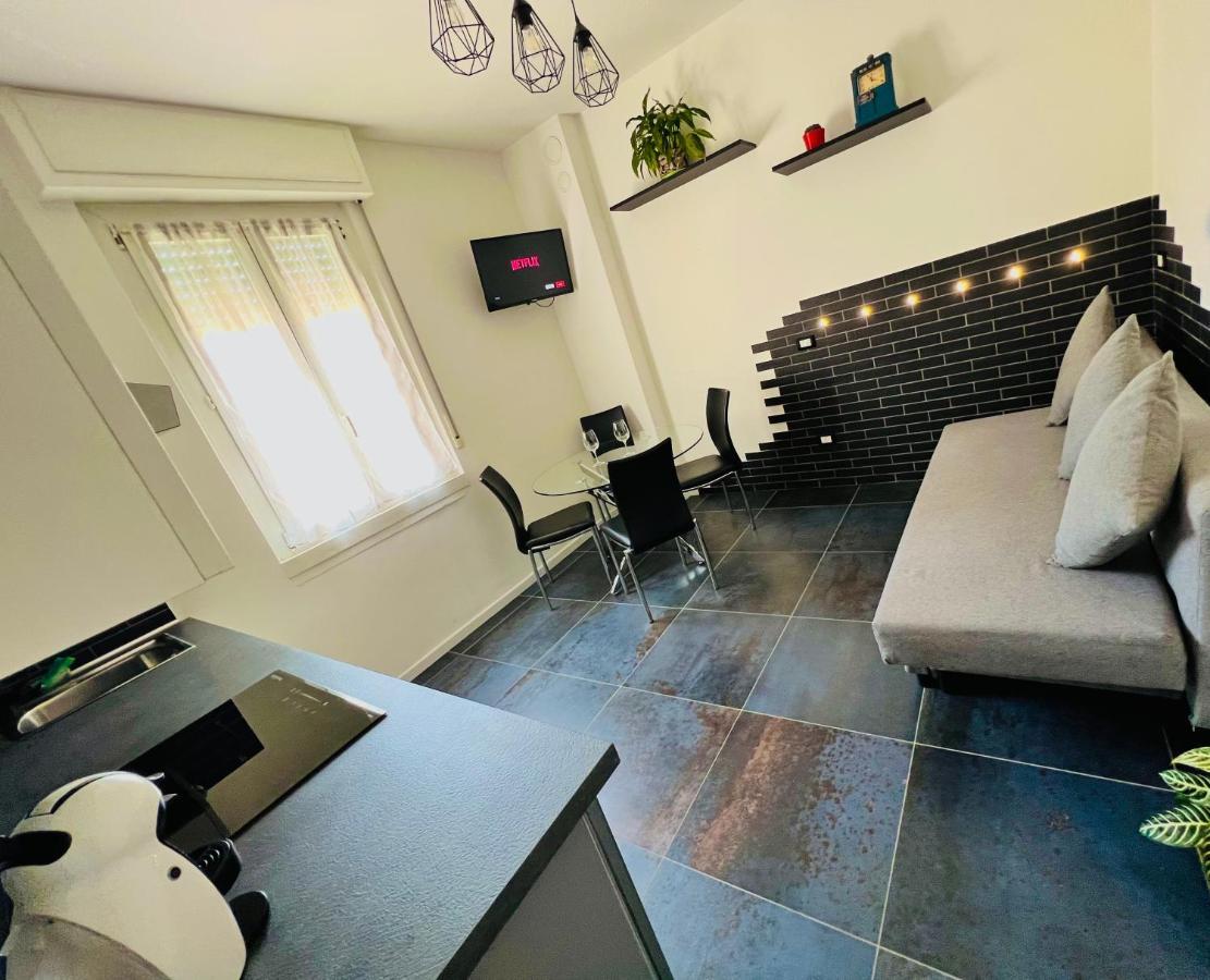Apartmán Blaxej, Nel Cuore Di Verona, Moderno Ed Elegante, 4 Posti Letto, Wi-Fi, Self Check In Exteriér fotografie